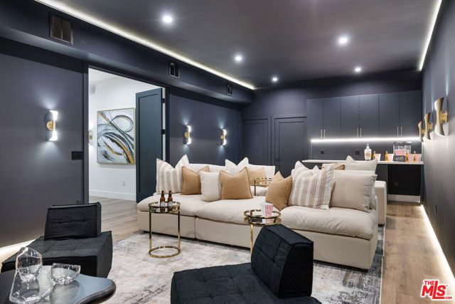 4535 Haskell Avenue, Encino (los Angeles), CA 91436