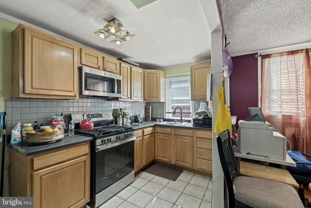 3902 ELSINORE ST, Philadelphia, PA 19124