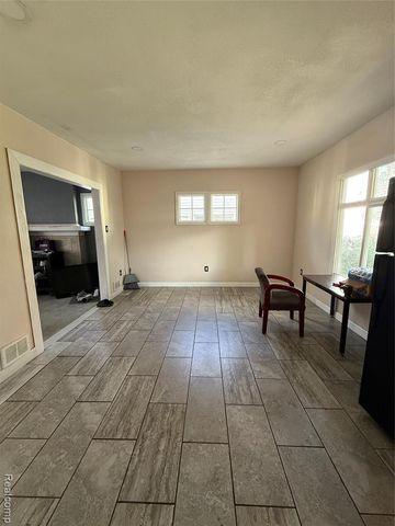 6735 Clifton Street, Detroit, MI 48210