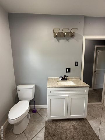 6735 Clifton Street, Detroit, MI 48210