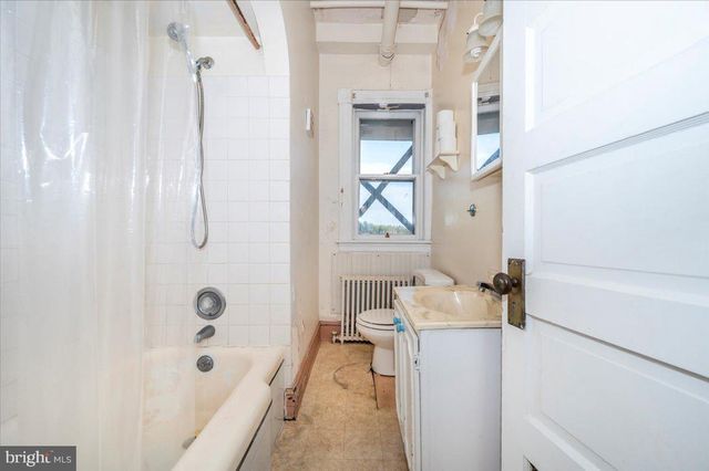 1301 VIRGINIA AVE, Hagerstown, MD 21740