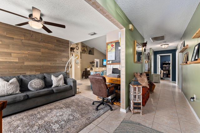 6610 NW Omega Road, Port St. Lucie, Port St Lucie, FL 34983