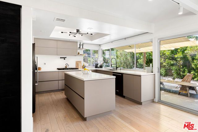 4101 Tarrybrae Terrace, Tarzana (los Angeles), CA 91356