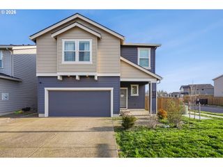 478 GREENCREST St Ne, Salem, OR 97301
