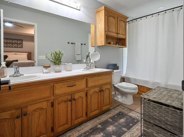 1101 Redbud Drive, Mena, AR 71953