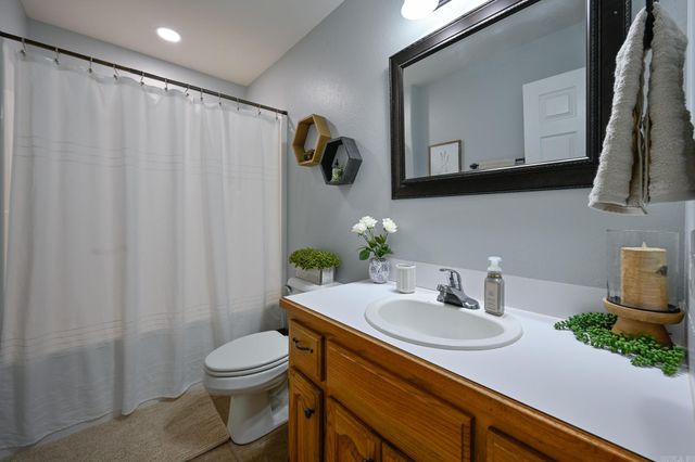 1101 Redbud Drive, Mena, AR 71953