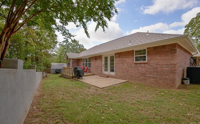 1101 Redbud Drive, Mena, AR 71953