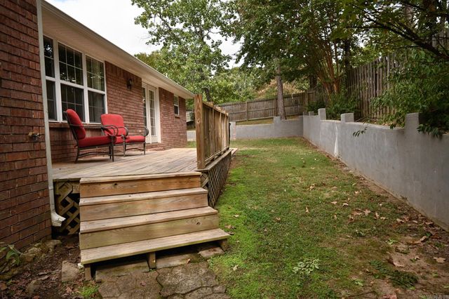 1101 Redbud Drive, Mena, AR 71953