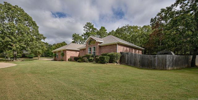 1101 Redbud Drive, Mena, AR 71953