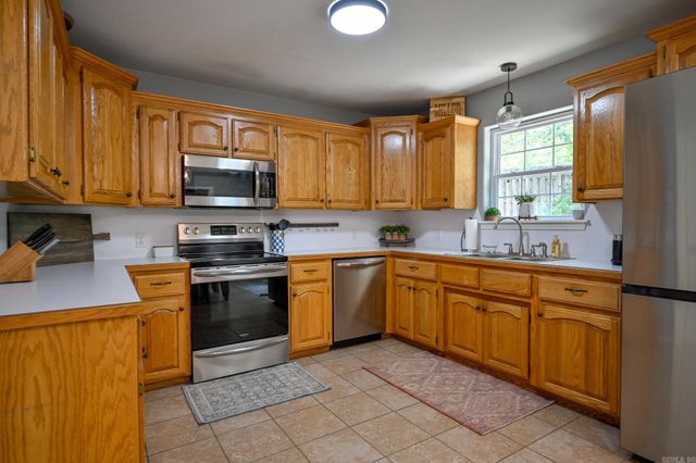 1101 Redbud Drive, Mena, AR 71953