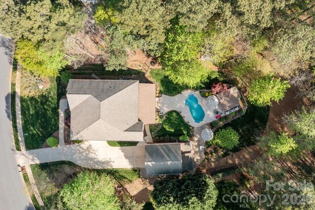 4210 Crepe Ridge Drive, Denver, NC 28037