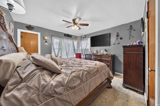 558 E Swayzee Street, Marion, IN 46952