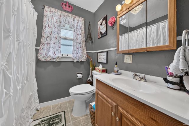 558 E Swayzee Street, Marion, IN 46952