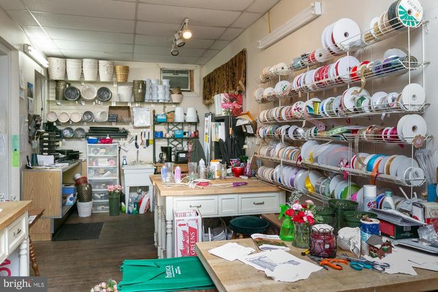 118 W MARTIN, Martinsburg, WV 25405