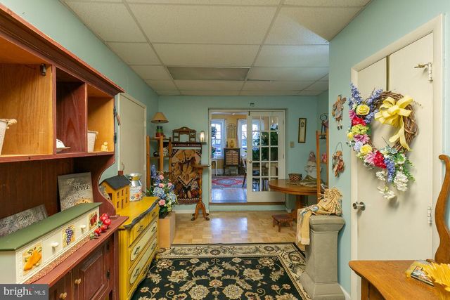 118 W MARTIN, Martinsburg, WV 25405