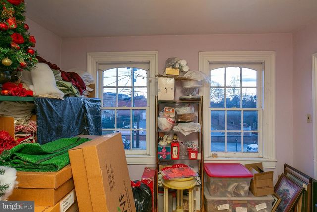 118 W MARTIN, Martinsburg, WV 25405