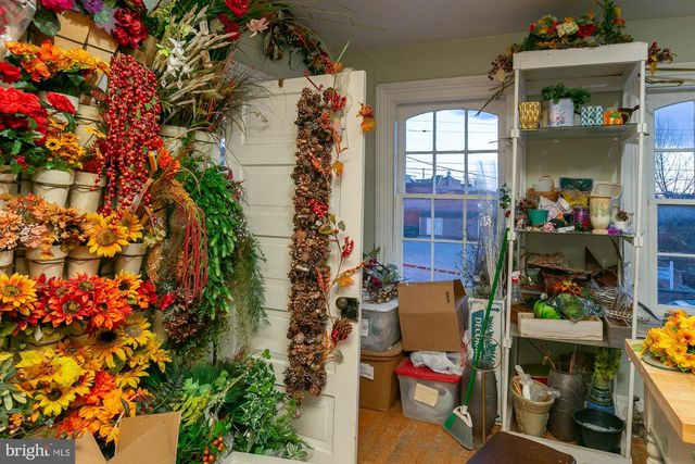 118 W MARTIN, Martinsburg, WV 25405