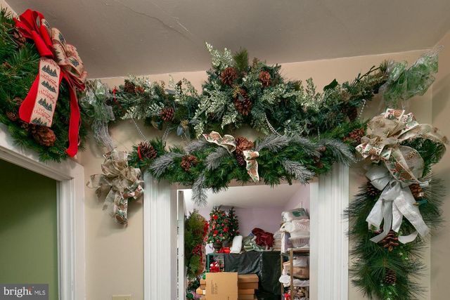 118 W MARTIN, Martinsburg, WV 25405