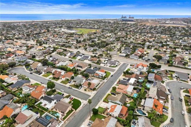 9581 Landfall, Huntington Beach, CA 92646