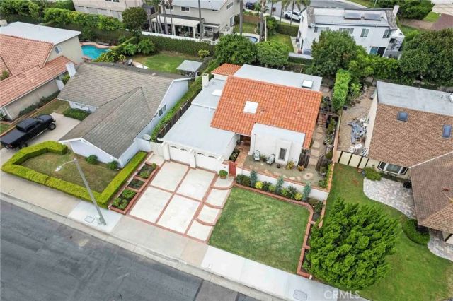 9581 Landfall, Huntington Beach, CA 92646