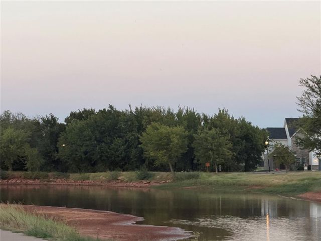 11517 NW 103rd Street, Yukon, OK 73099