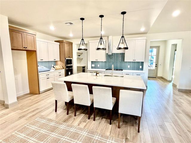 11517 NW 103rd Street, Yukon, OK 73099