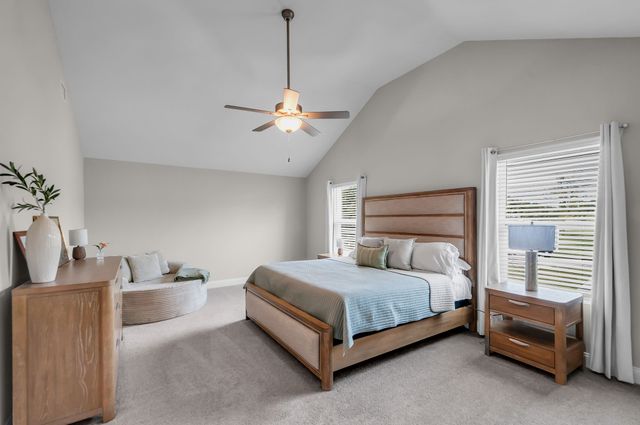 1055 E Piney Rd, Dickson, TN 37055