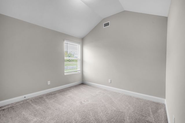 1055 E Piney Rd, Dickson, TN 37055