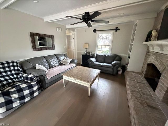 824 Heritage PT, Chesapeake, VA 23322