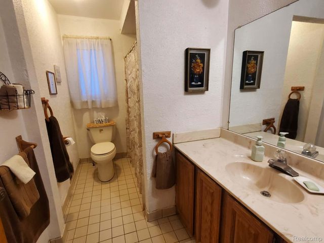 8320 Orhan Street, Canton Charter Township, MI 48187