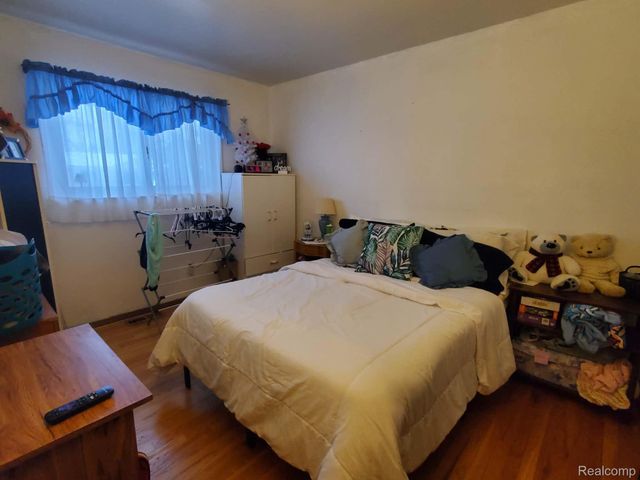 8320 Orhan Street, Canton Charter Township, MI 48187