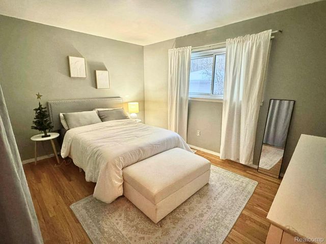 8320 Orhan Street, Canton Charter Township, MI 48187