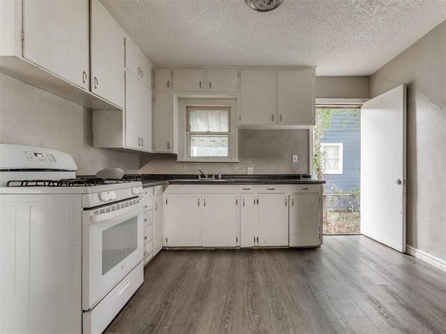1128 SW Grand Boulevard, Oklahoma City, OK 73109