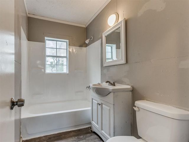 1128 SW Grand Boulevard, Oklahoma City, OK 73109