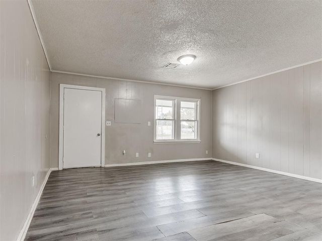 1128 SW Grand Boulevard, Oklahoma City, OK 73109
