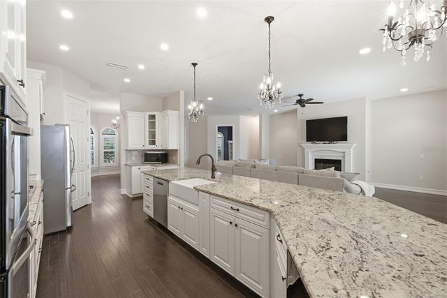 19715 DEER LAKE ROAD, Lutz, FL 33548