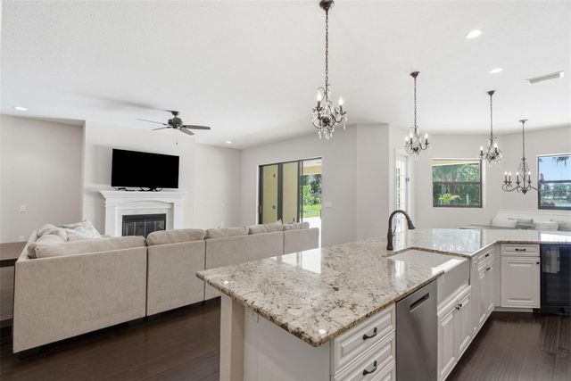 19715 DEER LAKE ROAD, Lutz, FL 33548