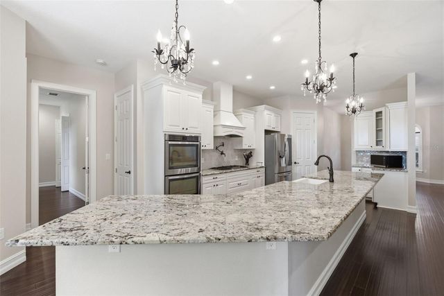 19715 DEER LAKE ROAD, Lutz, FL 33548