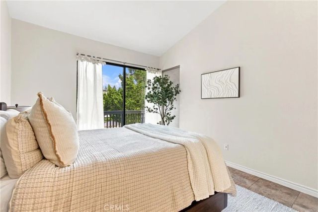 2538 W Macarthur, Santa Ana, CA 92704