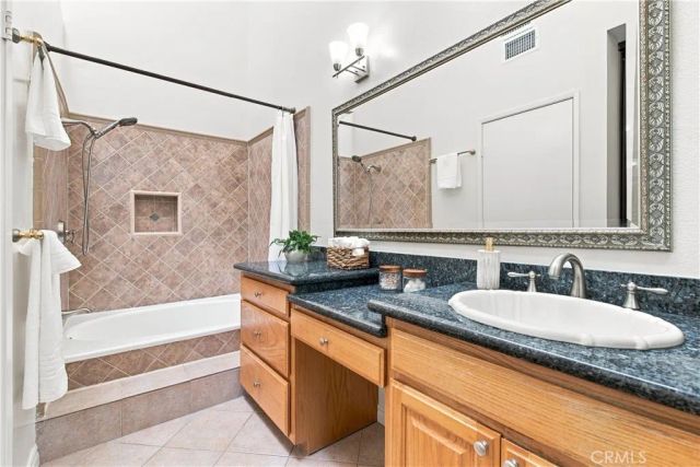 2538 W Macarthur, Santa Ana, CA 92704