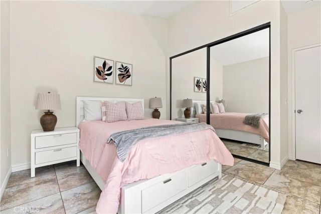 2538 W Macarthur, Santa Ana, CA 92704