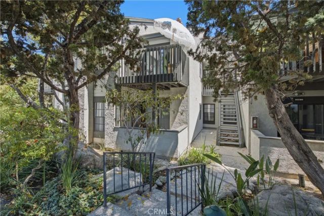 2538 W Macarthur, Santa Ana, CA 92704