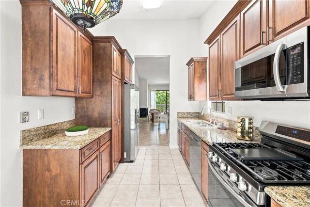 2538 W Macarthur, Santa Ana, CA 92704