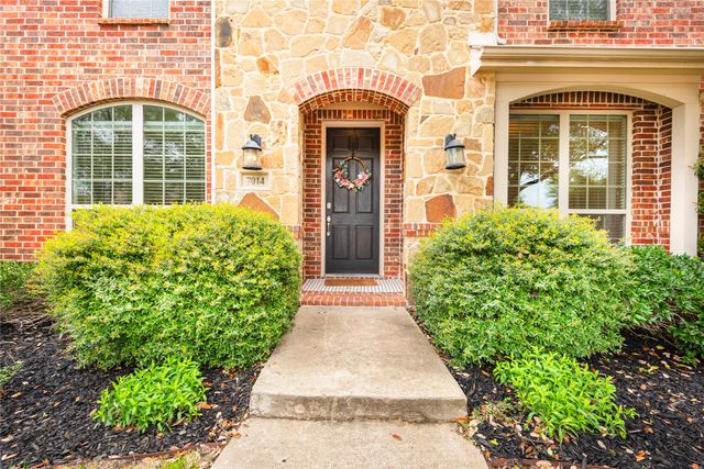7014 Handen Drive, Rowlett, TX 75089