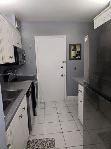 2171 NE 66th St 827, Fort Lauderdale, FL 33308