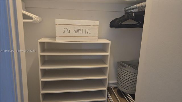 2171 NE 66th St 827, Fort Lauderdale, FL 33308