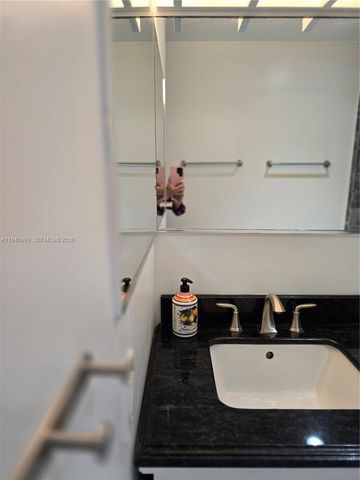 2171 NE 66th St 827, Fort Lauderdale, FL 33308