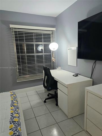 2171 NE 66th St 827, Fort Lauderdale, FL 33308