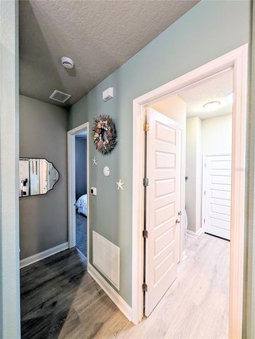 1724 LAKE RESERVE DRIVE, Deland, FL 32724