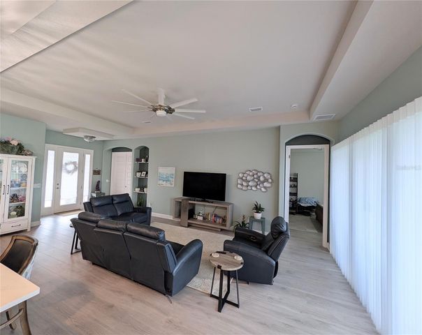 1724 LAKE RESERVE DRIVE, Deland, FL 32724